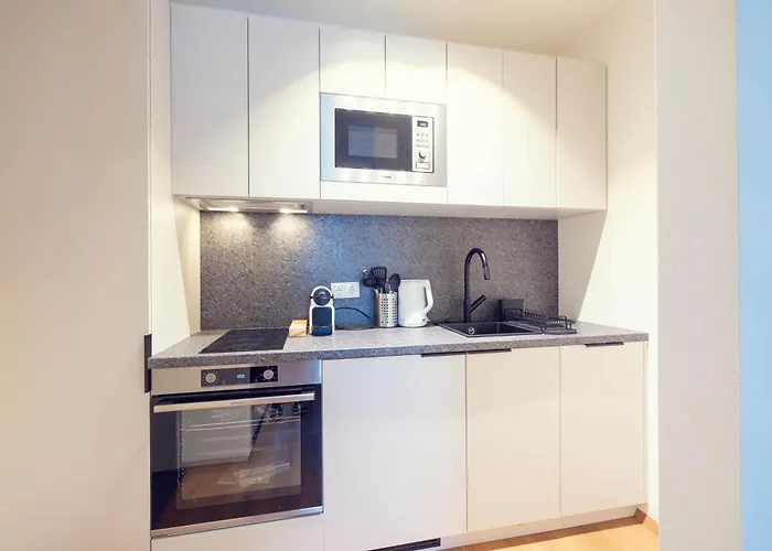 Leonart Living 43 公寓